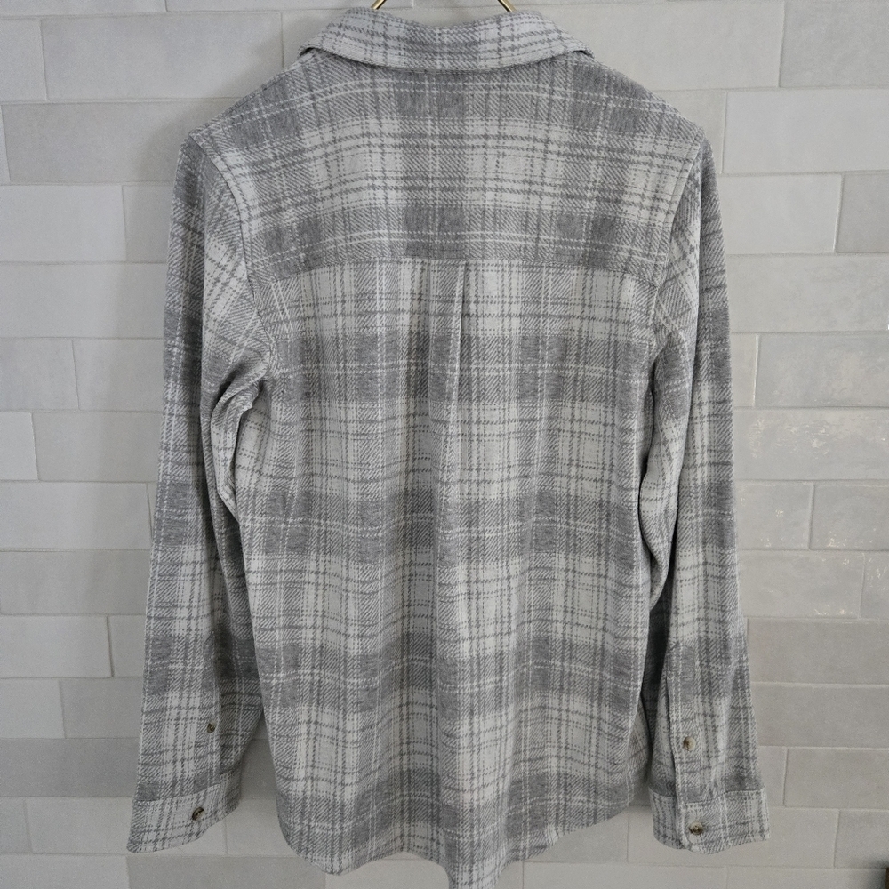 NEW Faherty Legend Sweater Shirt Button-Up Winter Clouds Plaid Gray Cream Med - Picture 8 of 13